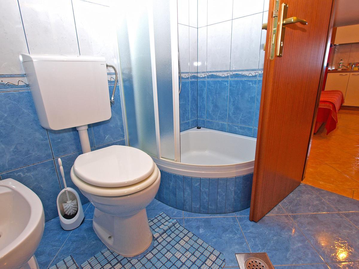 Apartments Blazenka 1270 Pula Exterior photo
